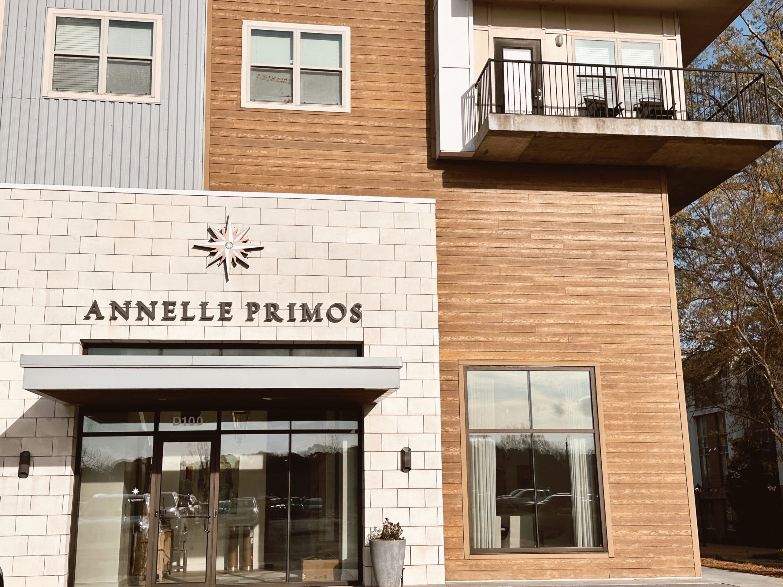 exterior of annelle primos