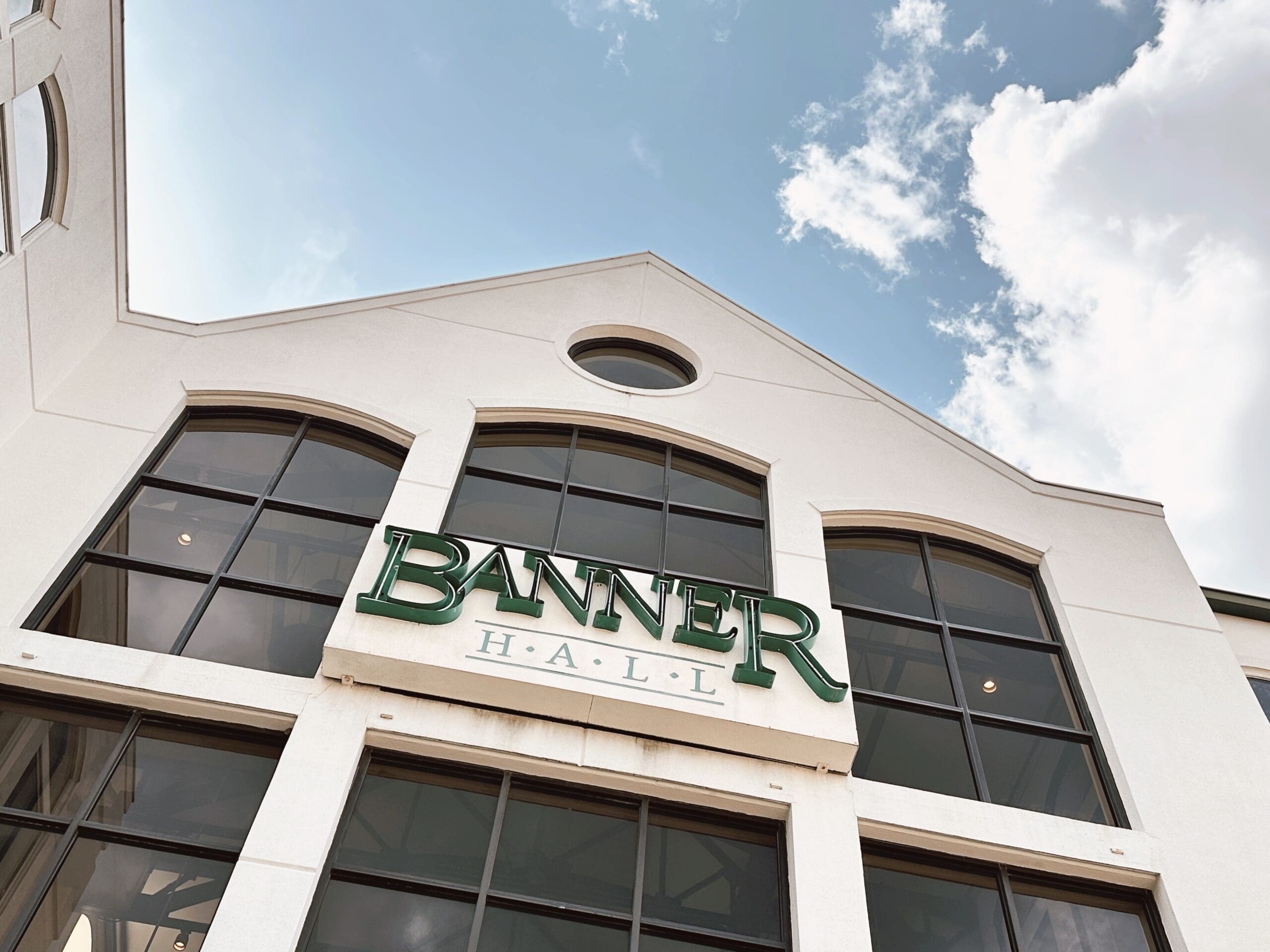 exterior of banner hall in jackson, ms